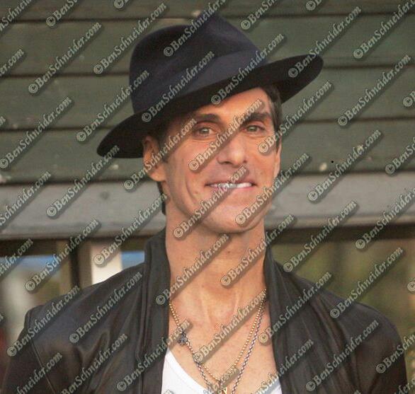 Perry Farrell (Jane's Addiction)
